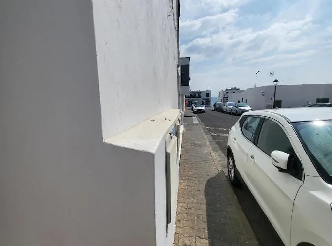 Catalina Playa Blanca (Lanzarote)