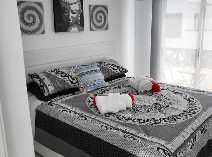 Catalina Playa Blanca (Lanzarote)